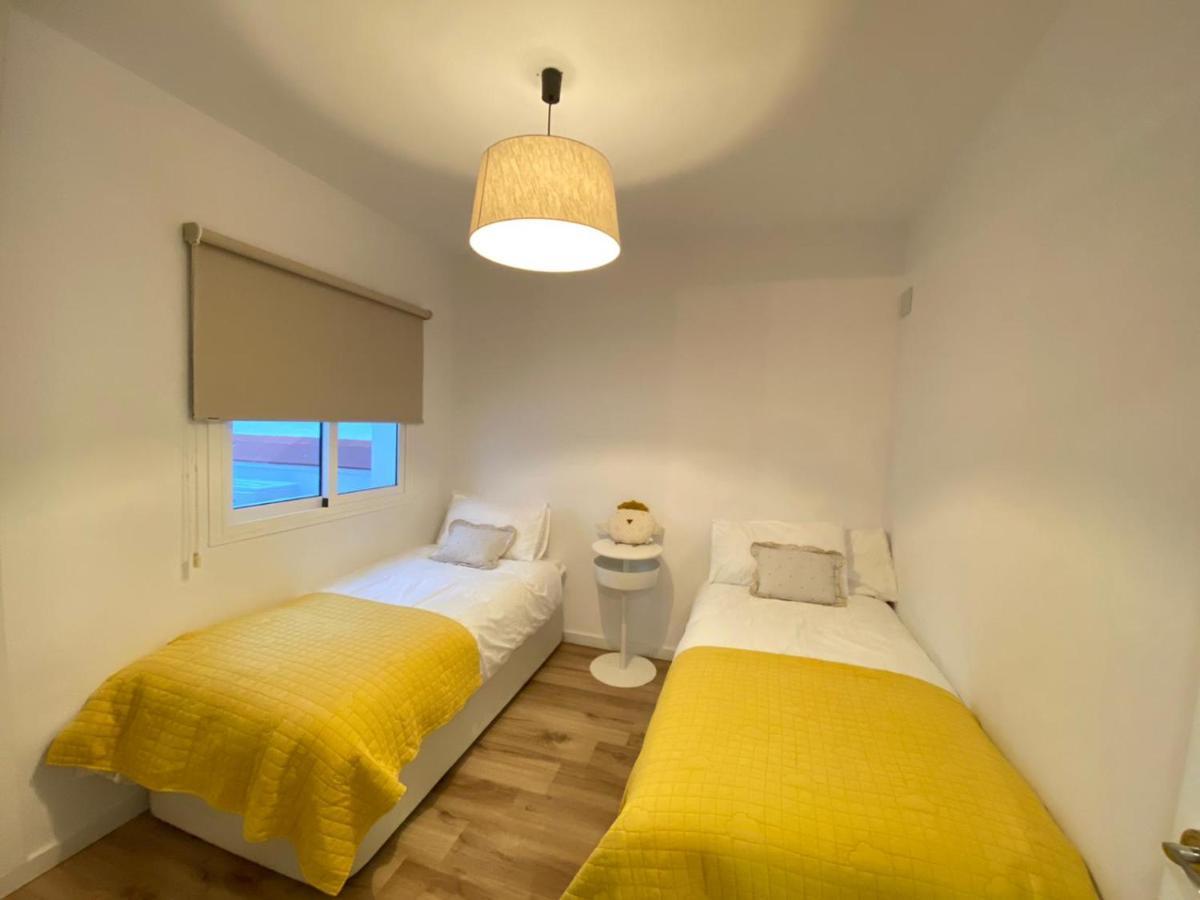 Arena Happy Apartment ฟูเอนฮิโรลา ภายนอก รูปภาพ
